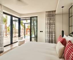 3-Bedroom LUX* Grand Beach Pool Villa