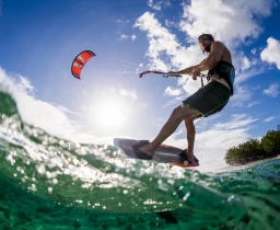 Kitesurfing